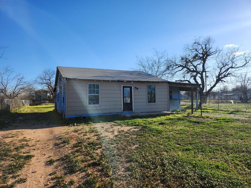 E 40th St, San Angelo, TX 76903