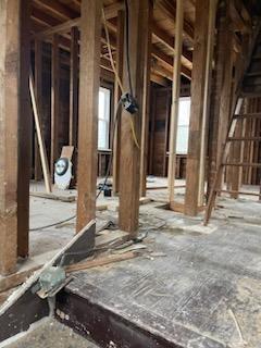S Kendall Ave, Bradford, PA 16701