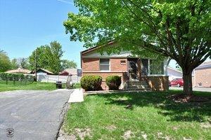 163rd St, Oak Forest, IL 60452