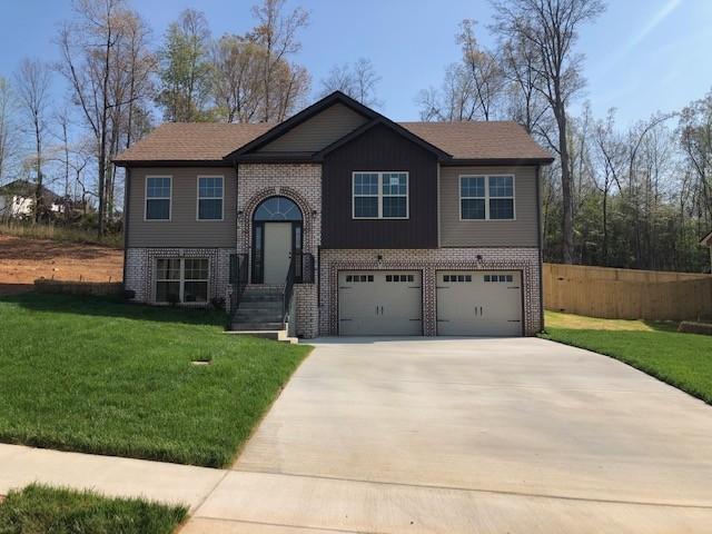 Cedar Ct, Clarksville, TN 37042