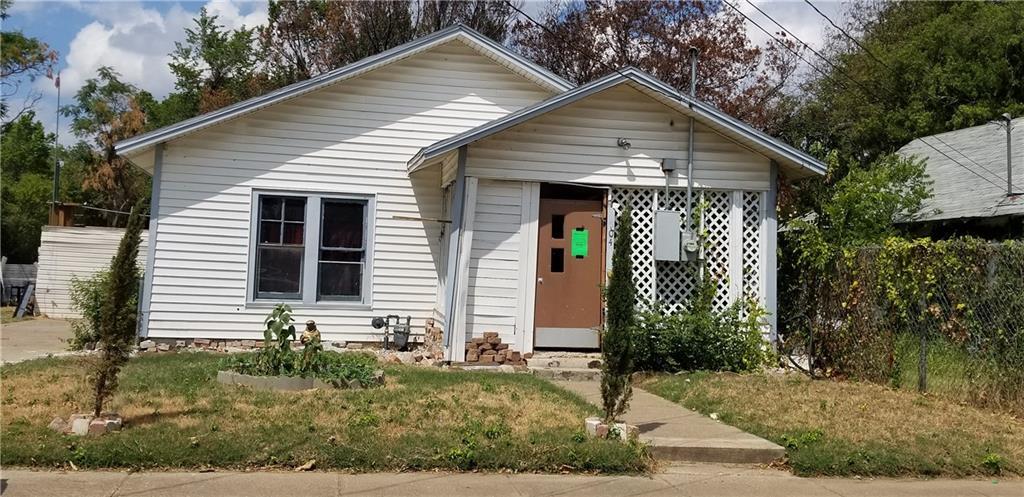 Lottie St, Waco, TX 76704