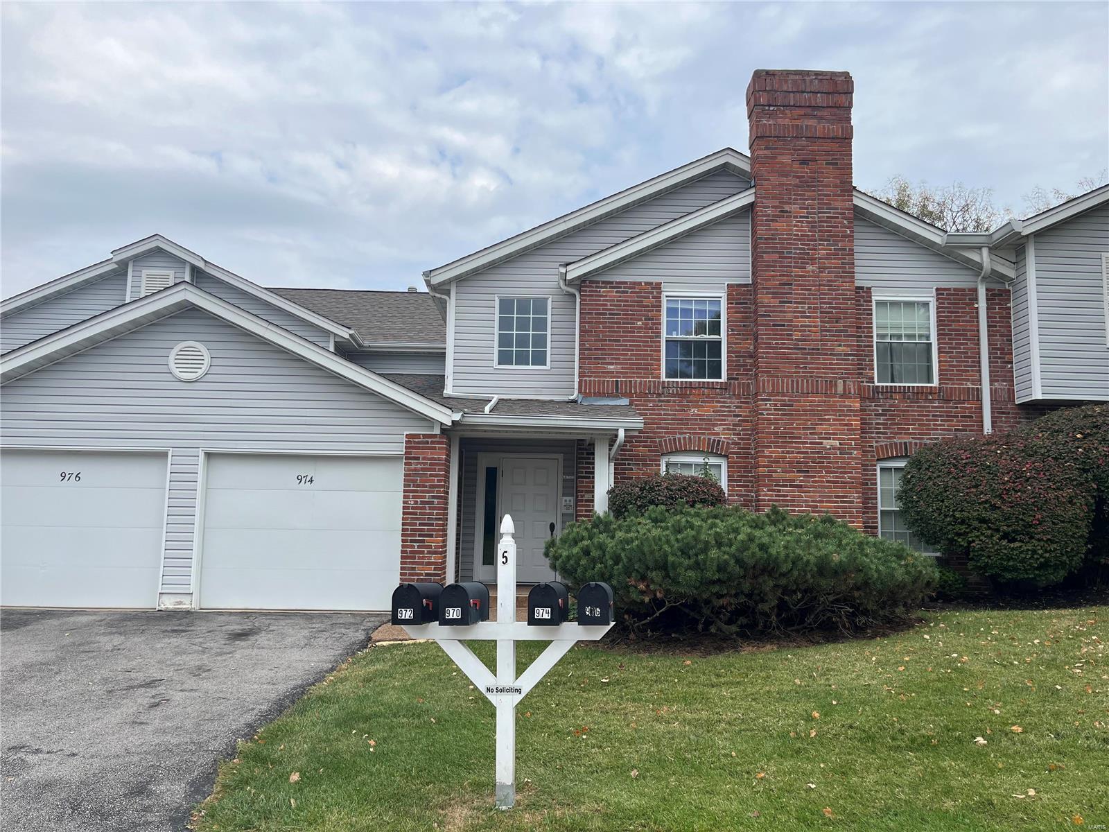 Windstream Dr, Saint Peters, MO 63376