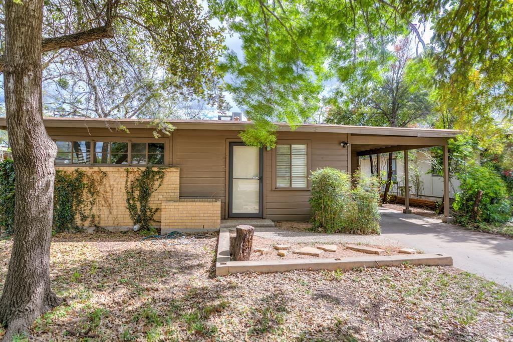 W Harris Ave, San Angelo, TX 76901