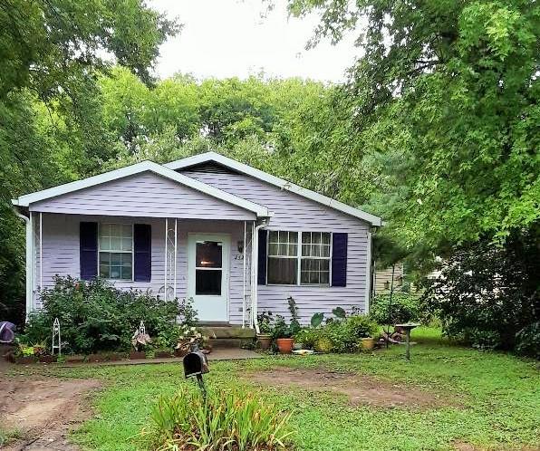 Warrior Rd, Madison, TN 37115