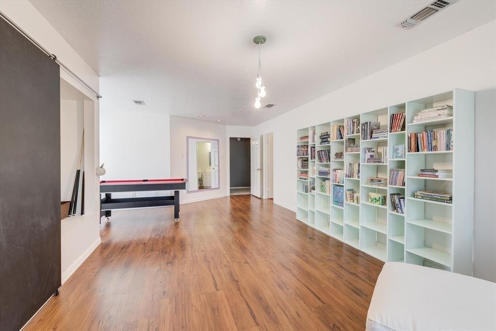 Cedar Ridge Dr, Bedford, TX 76021