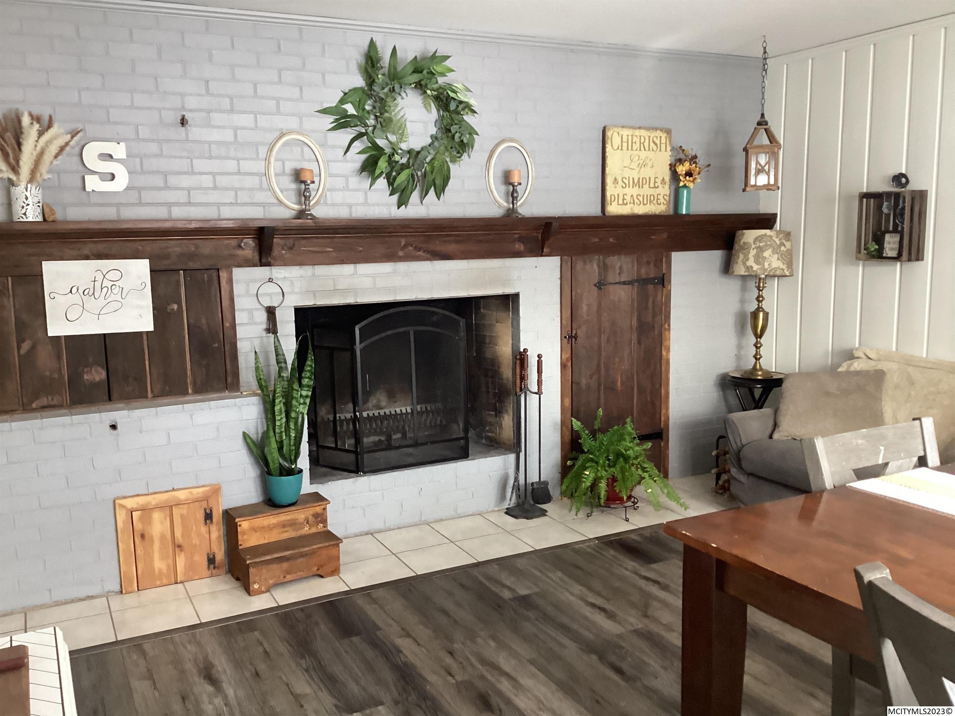 Willowbrook Dr, Mason City, IA 50401