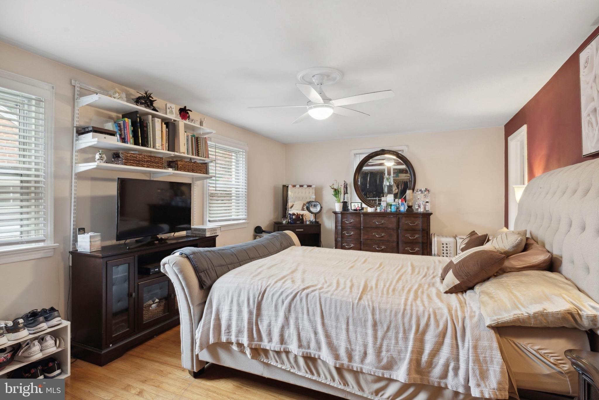 Brookfield Rd, Cheltenham, PA 19012