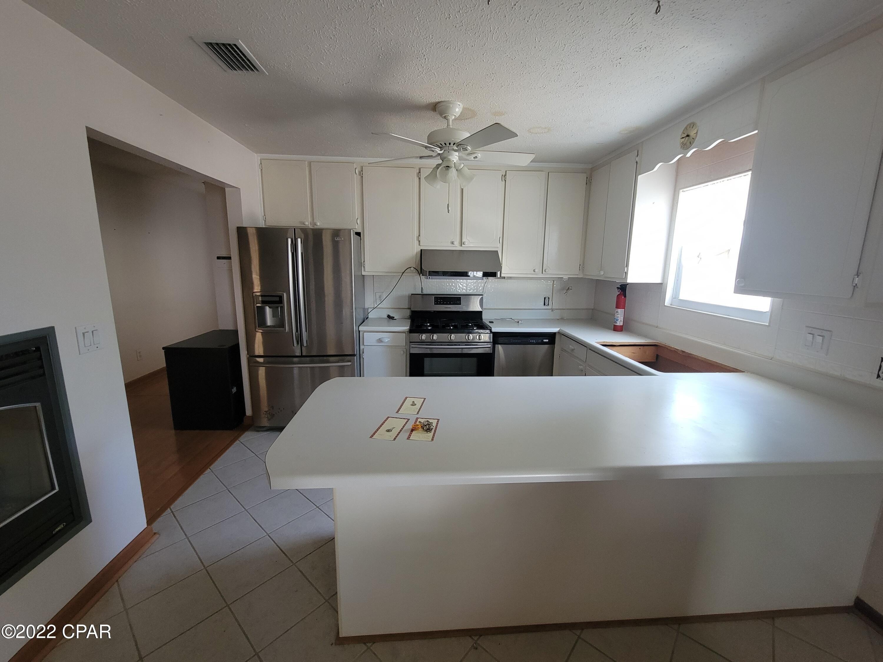 Minnesota Ave, Lynn Haven, FL 32444