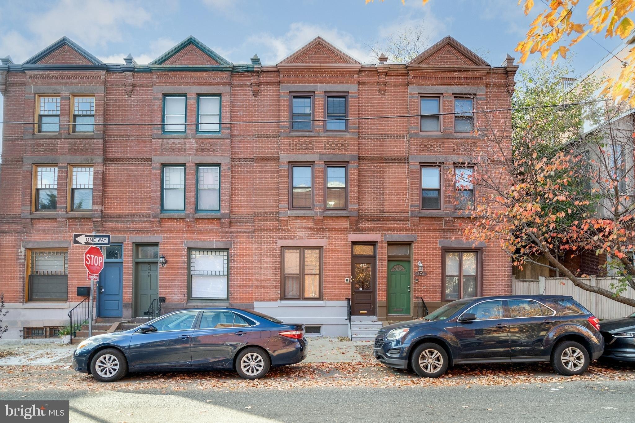 N 19th St, Philadelphia, PA 19130