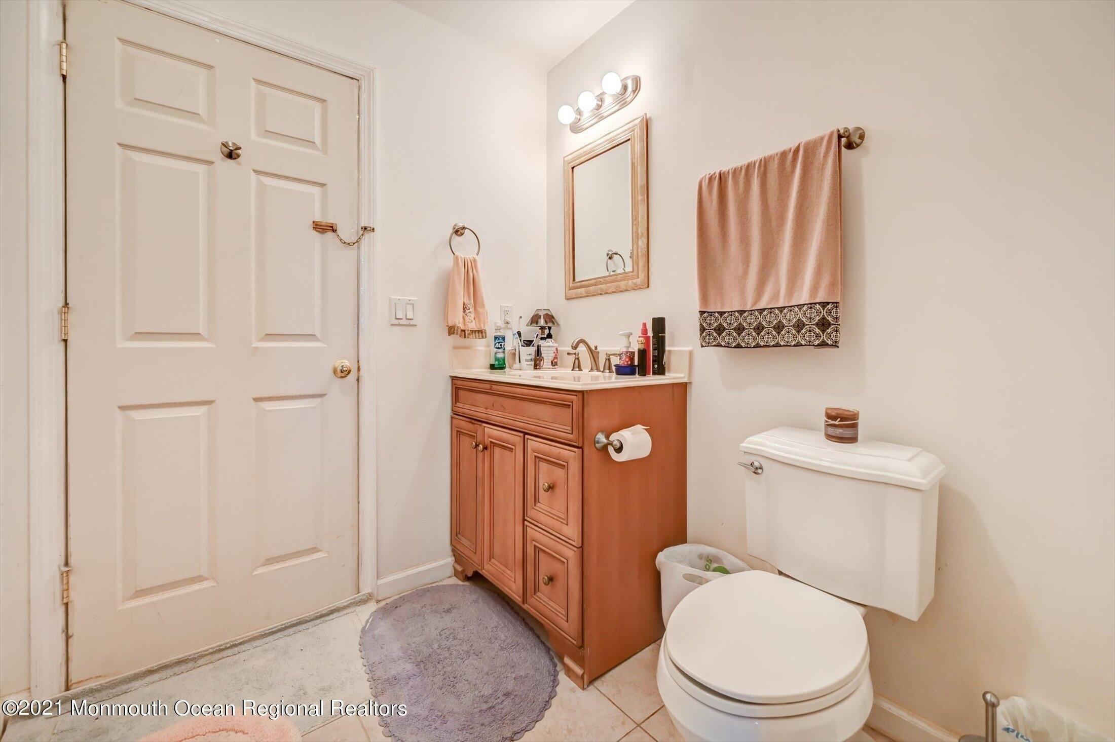 Charleston Springs Rd, Millstone Township, NJ 08510