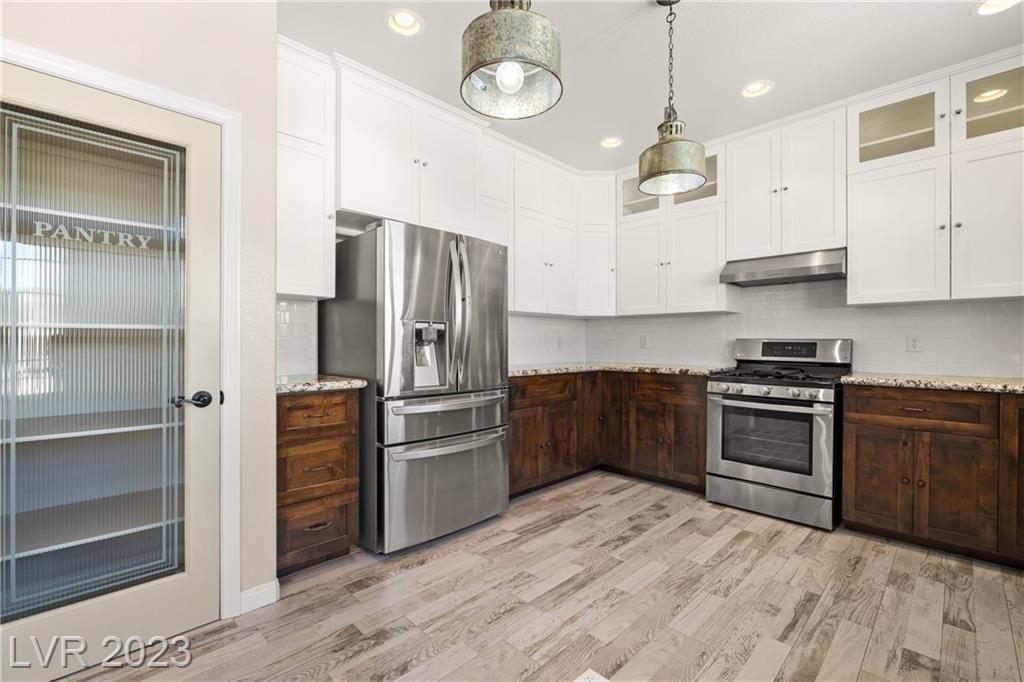 E Mitchell Pl, Pahrump, NV 89060