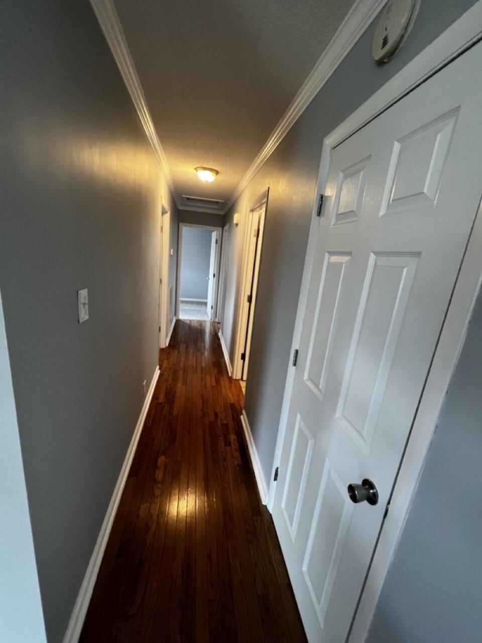 Paramount Dr, Bristol, TN 37620