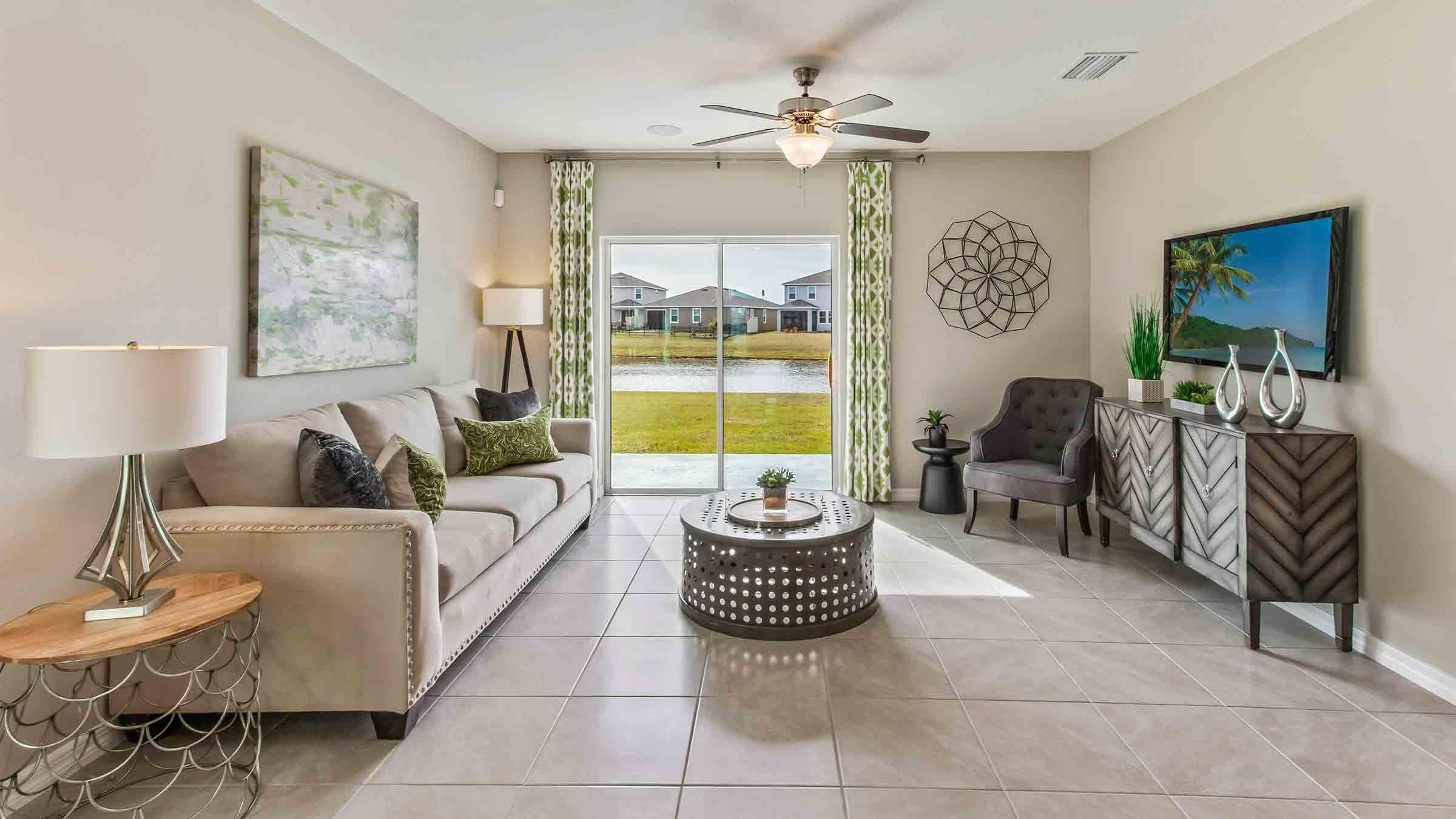 Oval Rum Dr, Wimauma, FL 33598