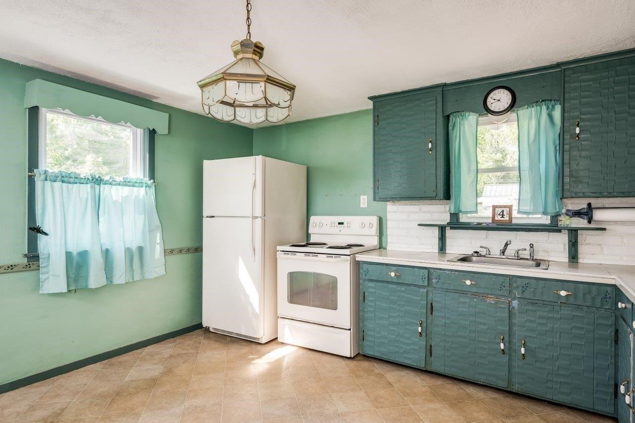Schurman Ave, Portsmouth, NH 03801