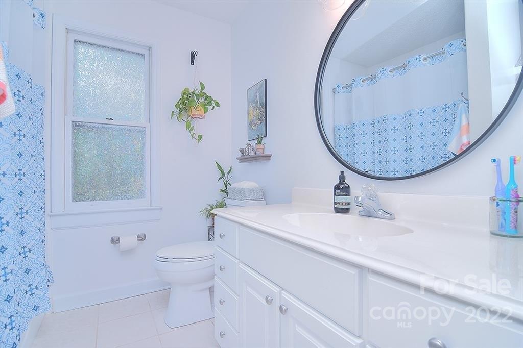 Scarsdale Dr, Mint Hill, NC 28227