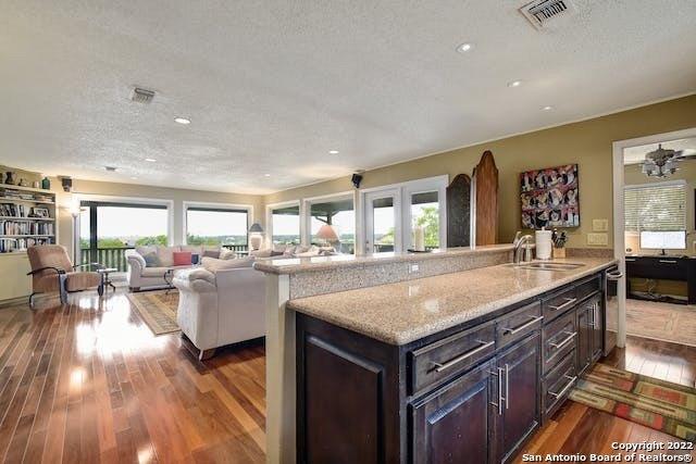 Starcrest, New Braunfels, TX 78130