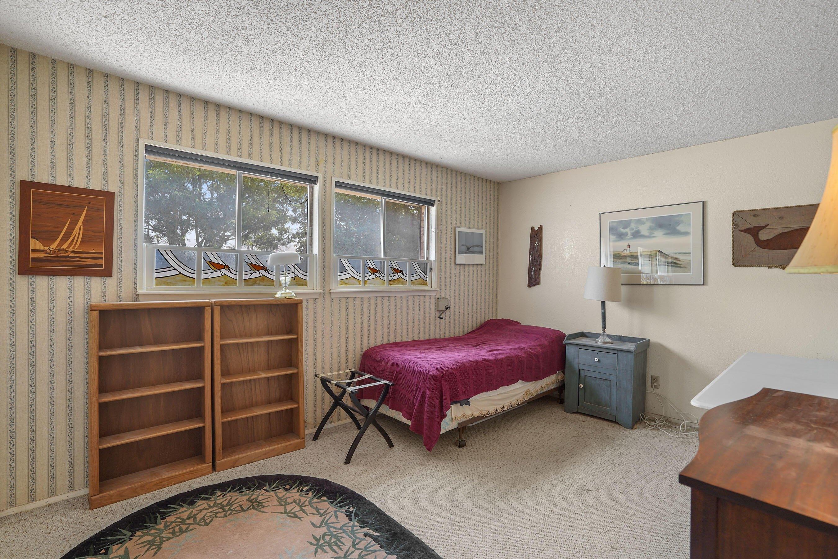 Johnny Miller Dr, El Paso, TX 79936