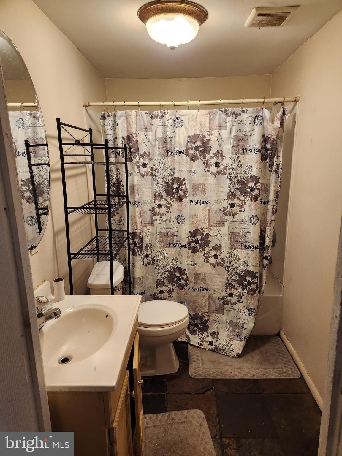 E Chestnut St, Coatesville, PA 19320