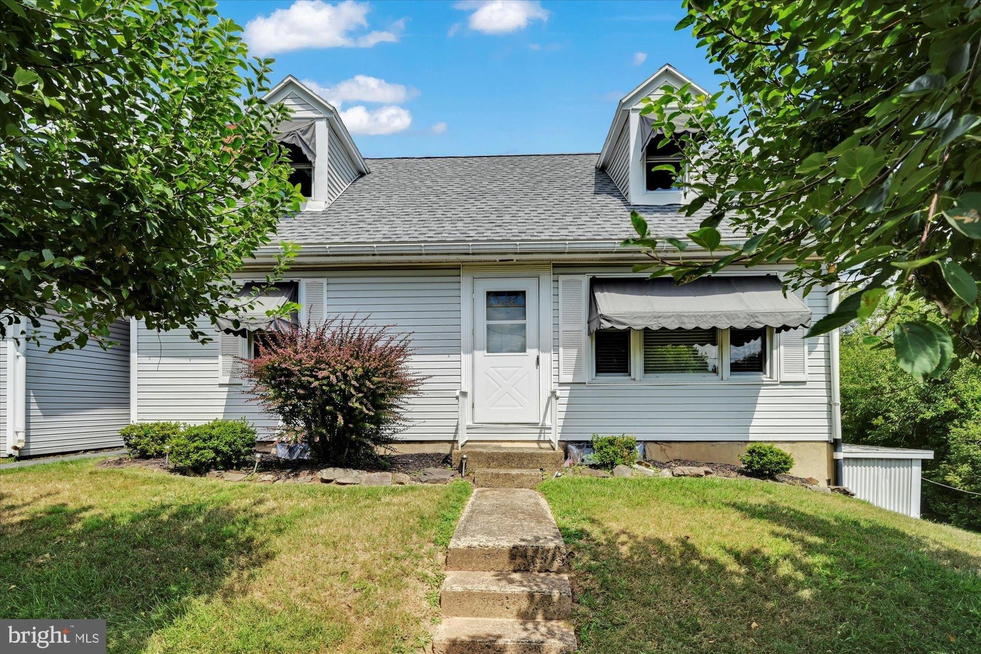 Haven Fair Lawn Dr, Pottsville, PA 17901