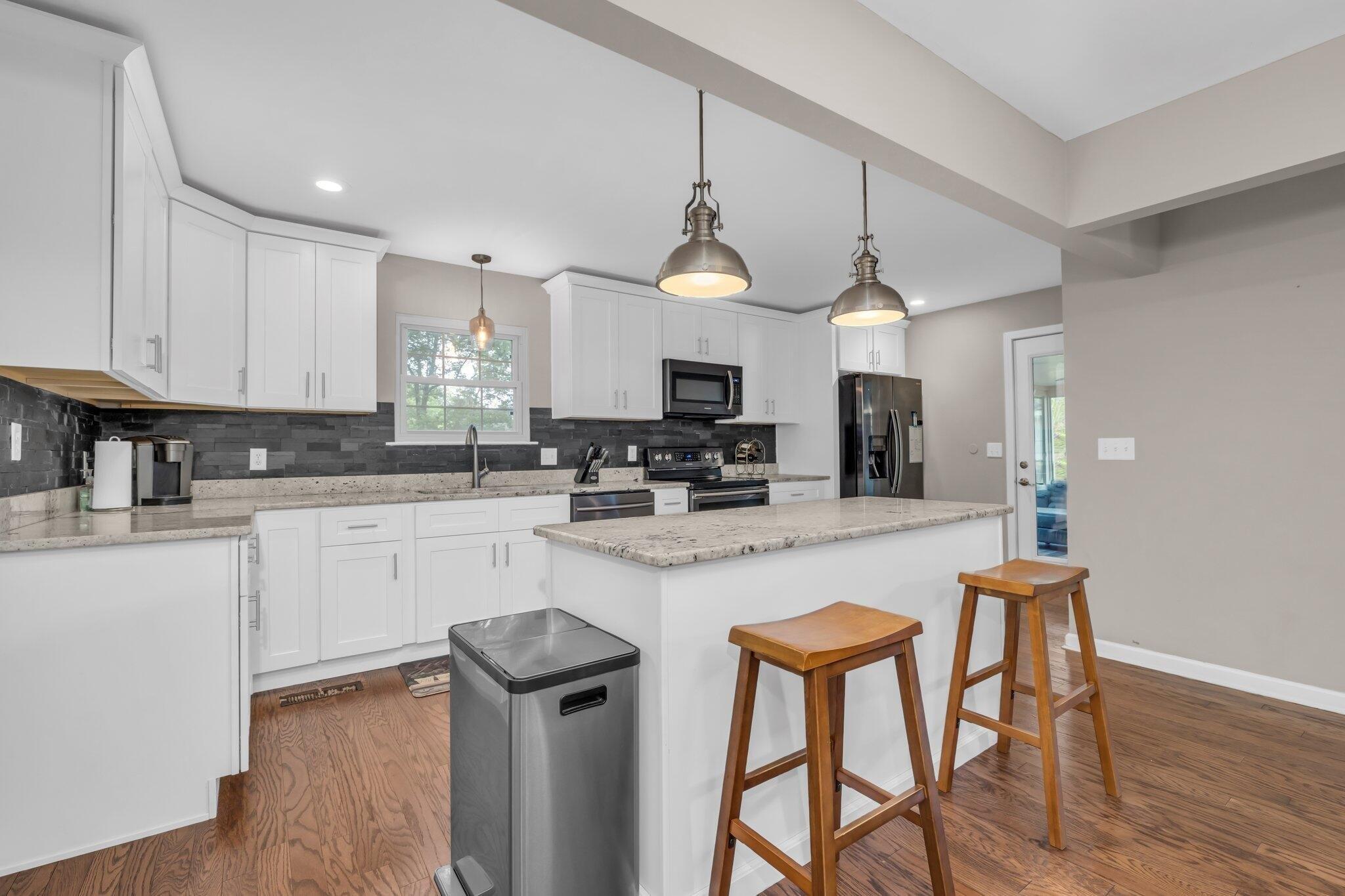 Sea Haven Dr, Hixson, TN 37343