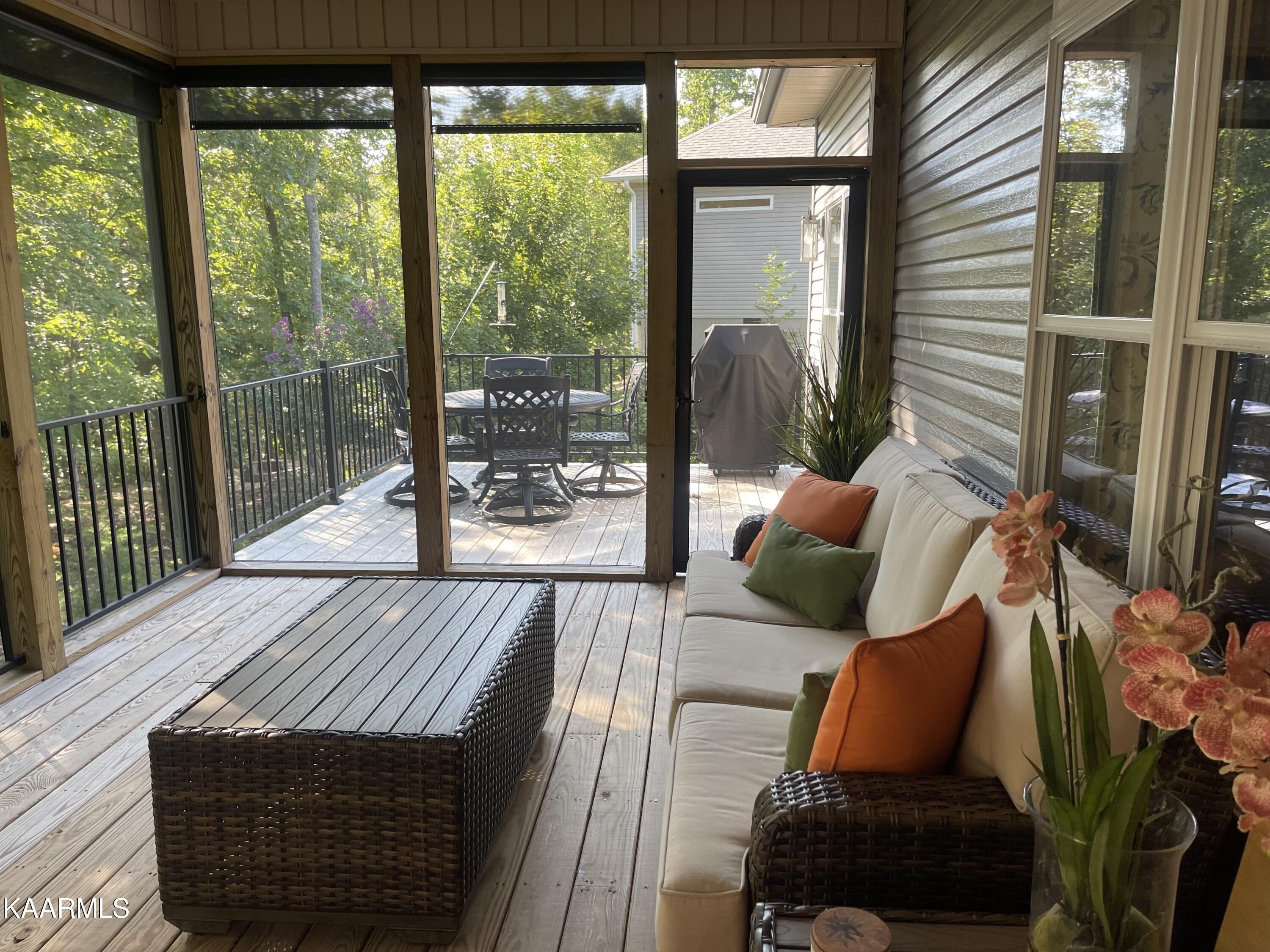 Osage Dr, Loudon, TN 37774