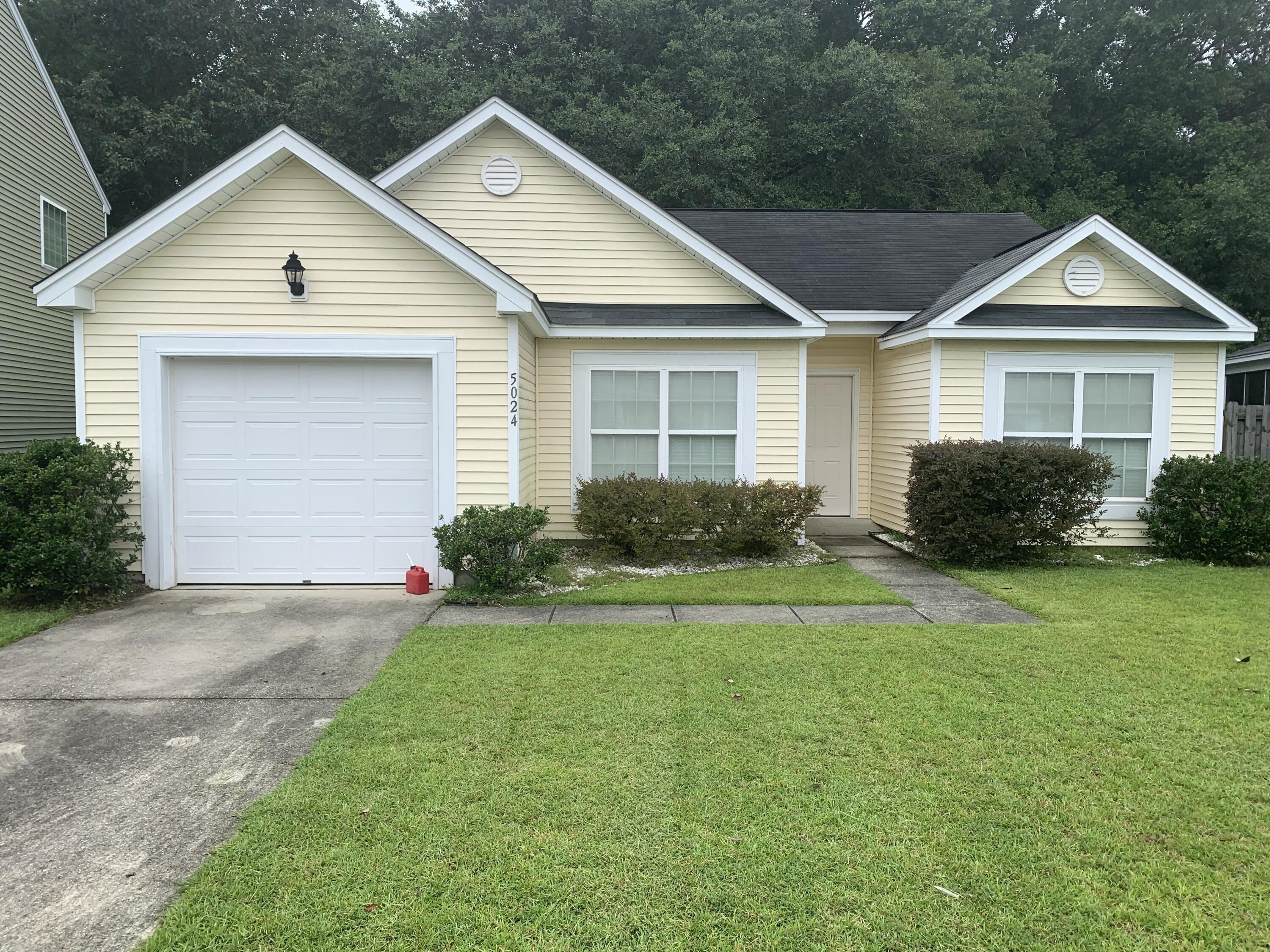 Blair Rd, Summerville, SC 29483