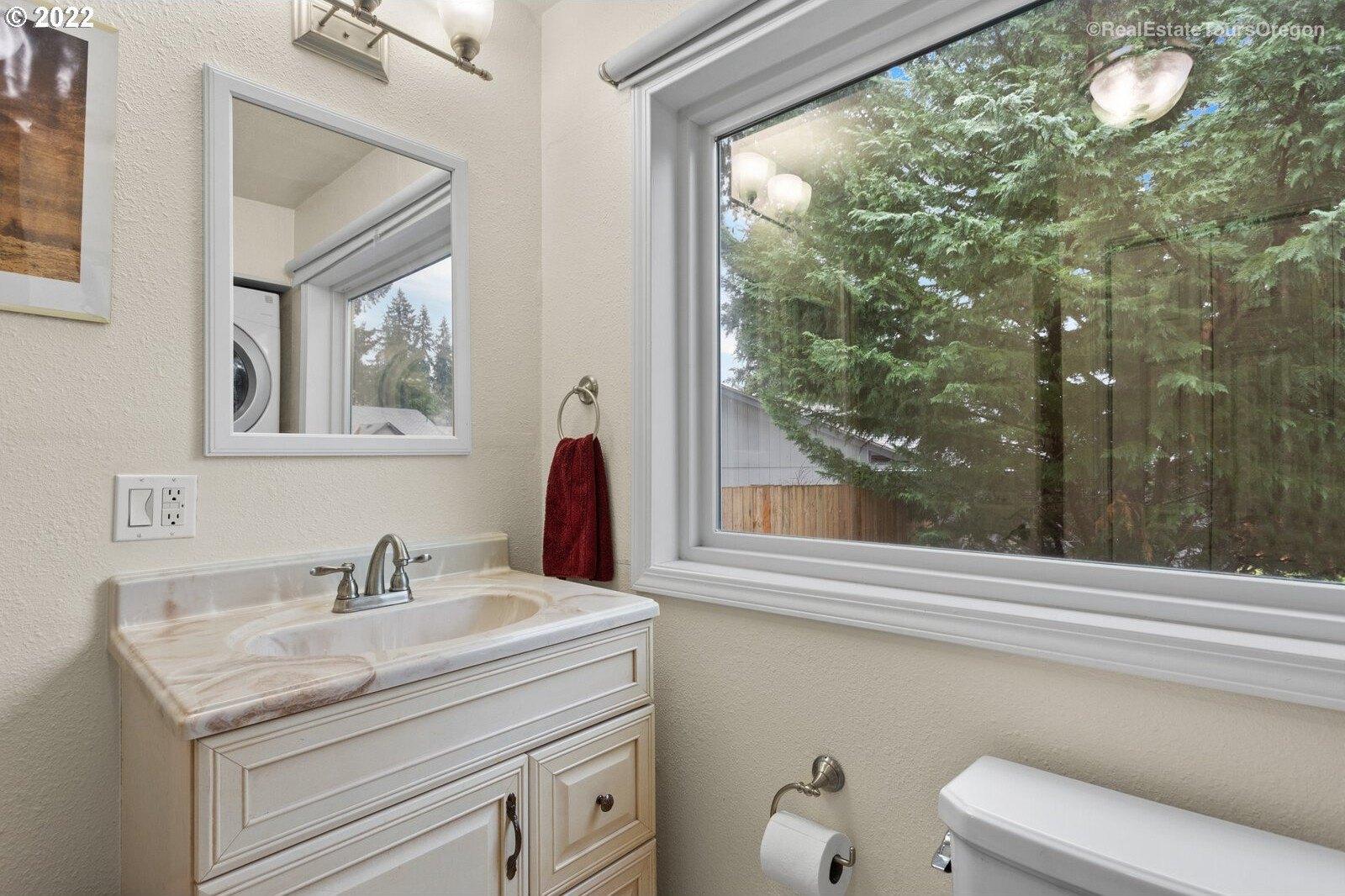 Ne 89th Cir, Vancouver, WA 98662