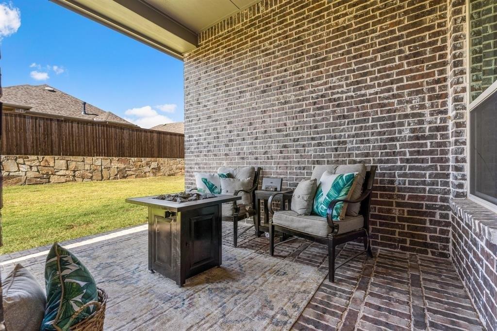 Bluestem Dr, Aubrey, TX 76227