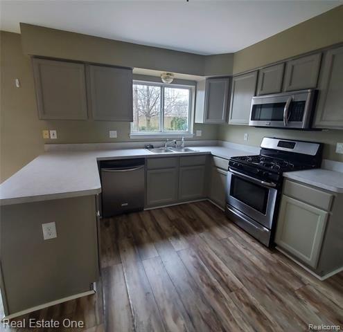 Winchester Ter, Brownstown Twp, MI 48183