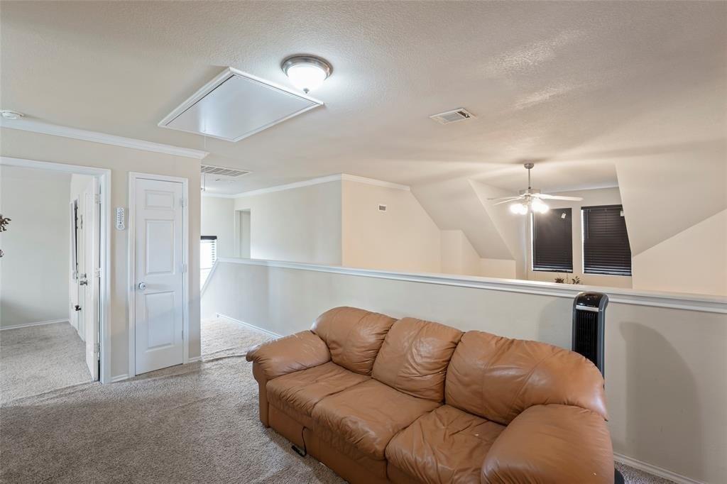 Carriage Ave, Mesquite, TX 75181