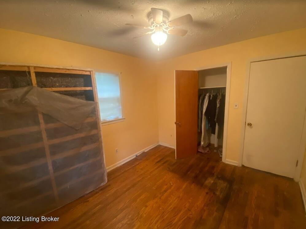 Harrison Ln, Fairdale, KY 40118