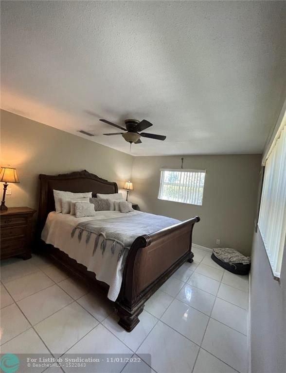 Se 4th St, Dania, FL 33004