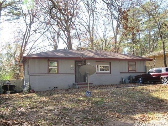 Eaton Dr, Little Rock, AR 72209
