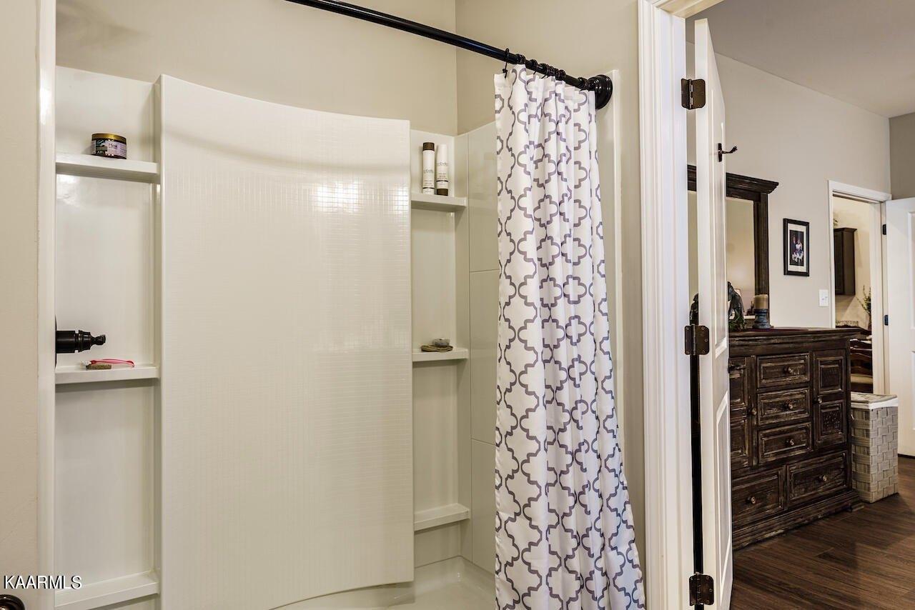 Creekside Way, Lenoir City, TN 37771