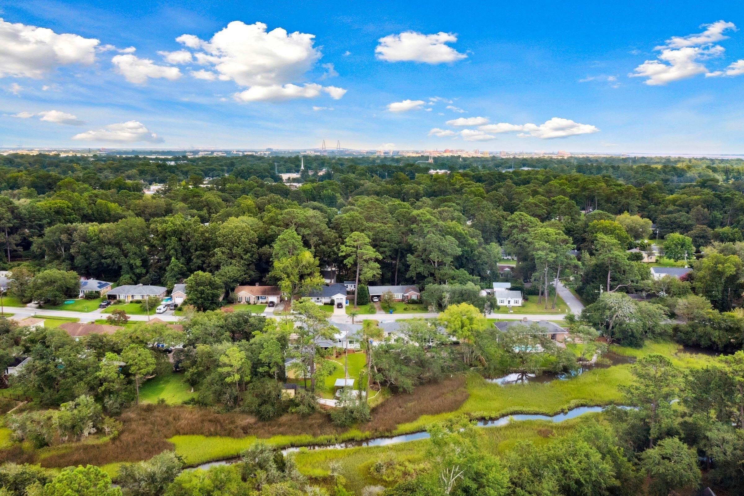 Canterbury Rd, Charleston, SC 29407
