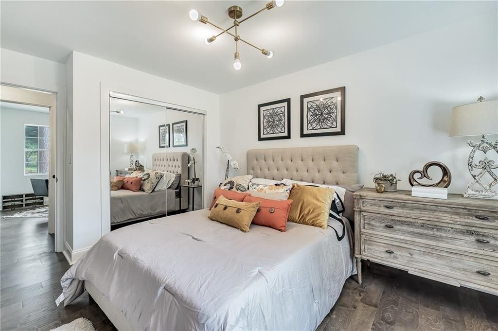 Joyce Ave, Decatur, GA 30032