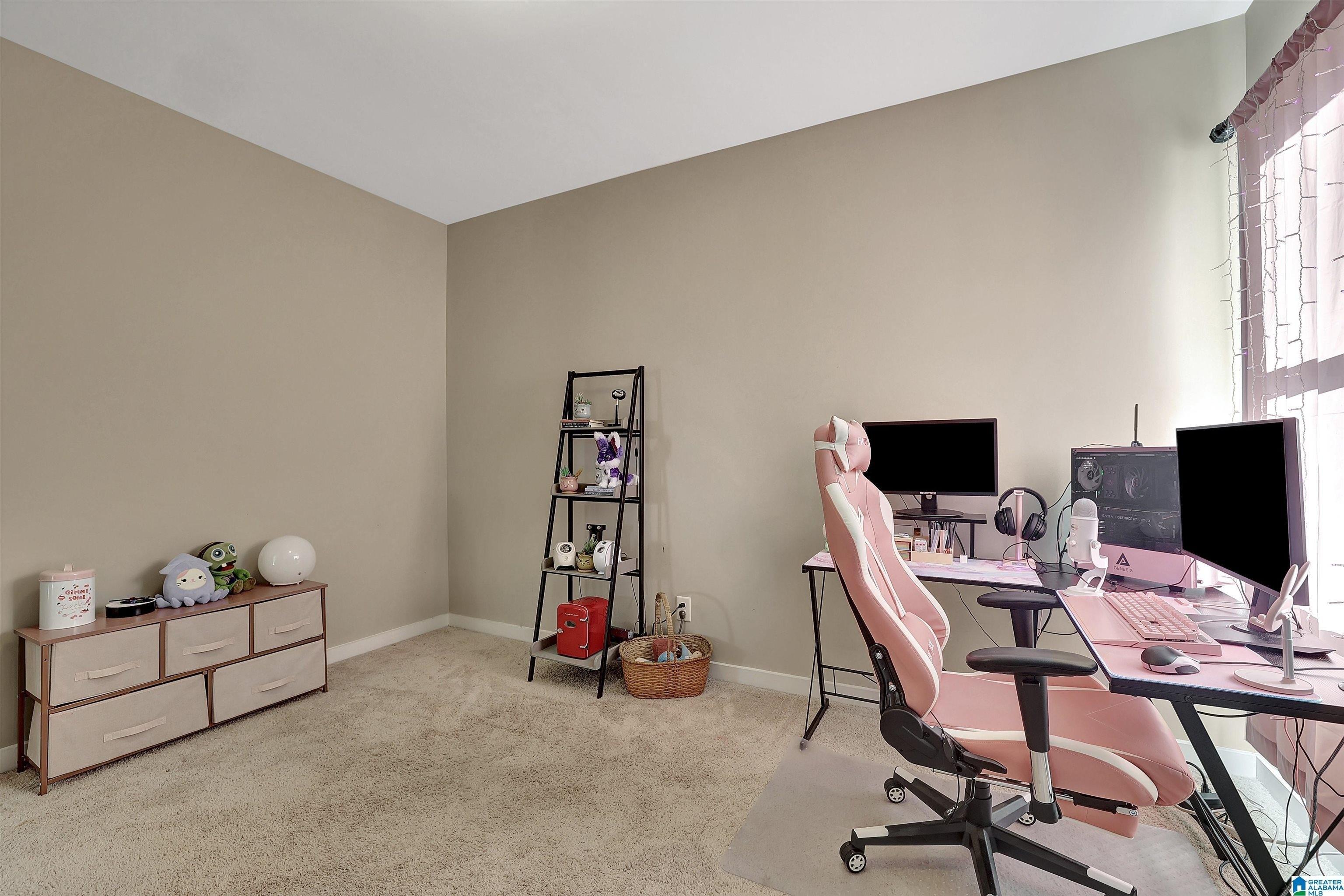 Paine Dr, Trussville, AL 35173