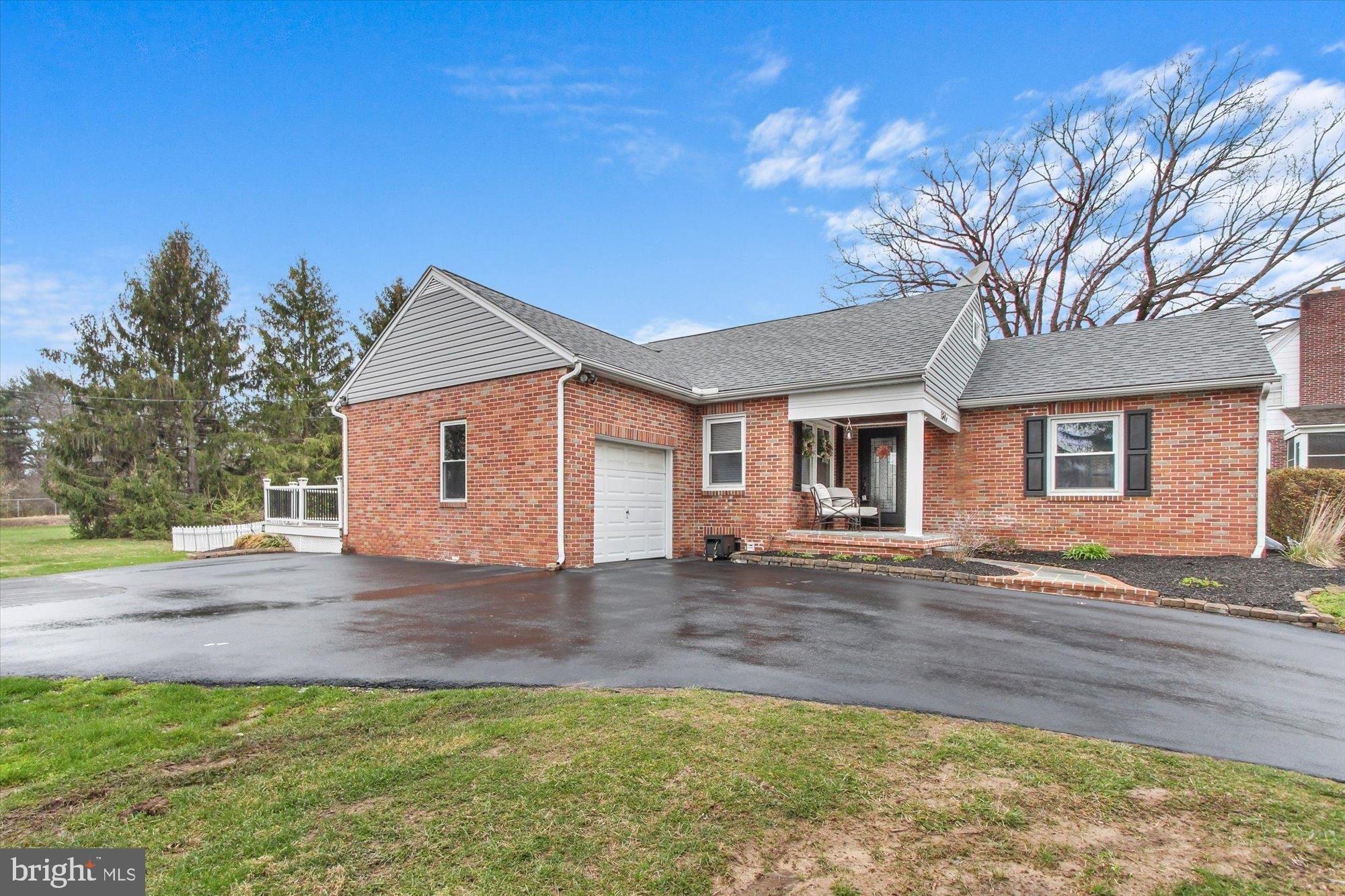 N Sherman St, York, PA 17406