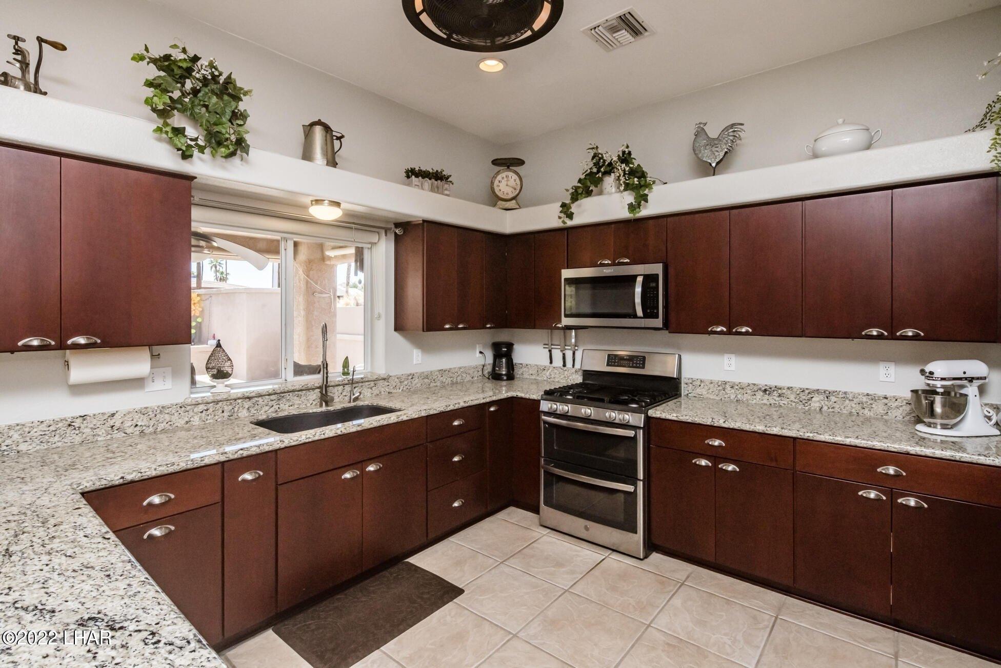 Rango Dr, Lake Havasu City, AZ 86406