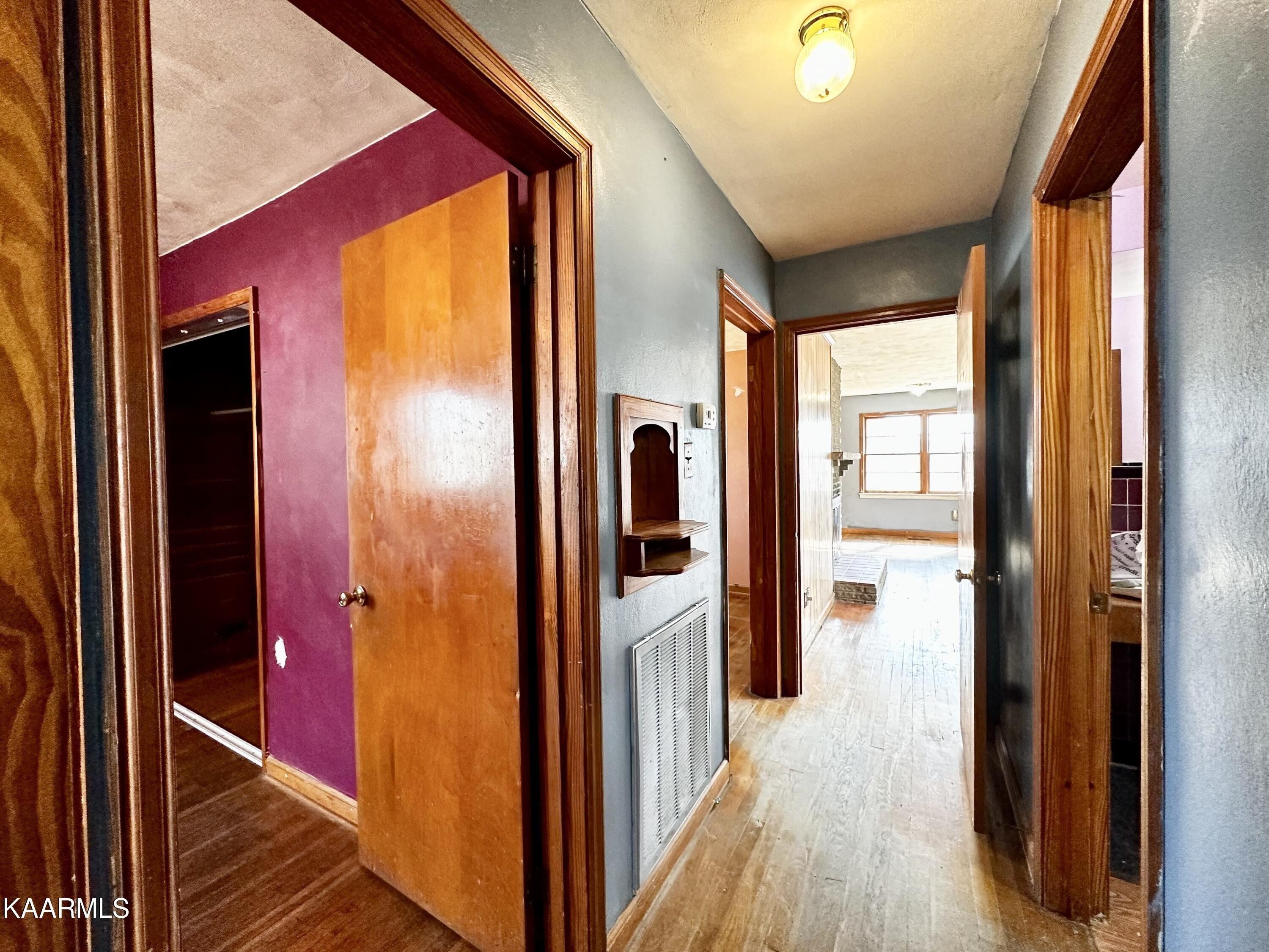 Woodlawn Dr, Kingston, TN 37763