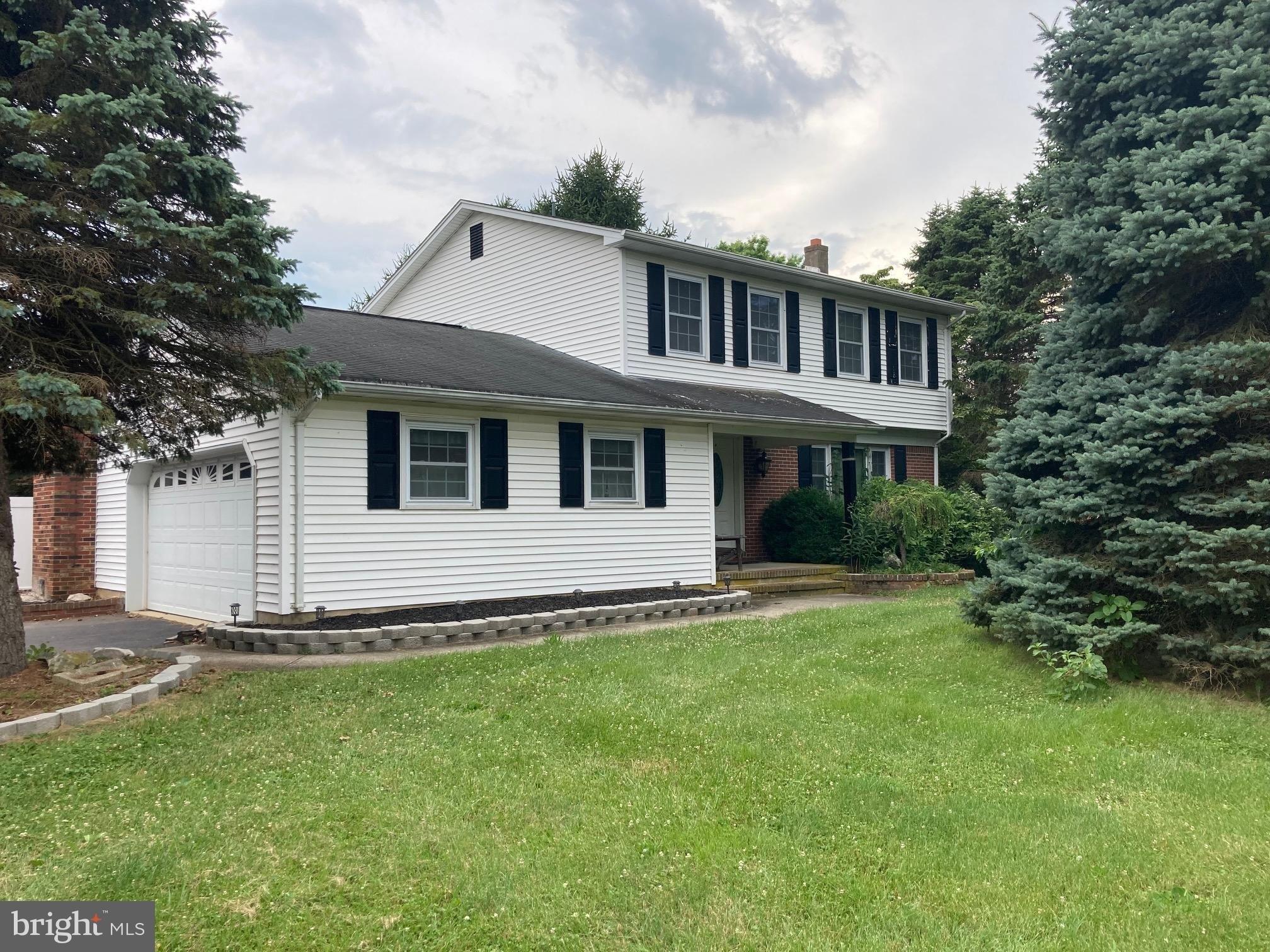Carty Dr, Bordentown, NJ 08505