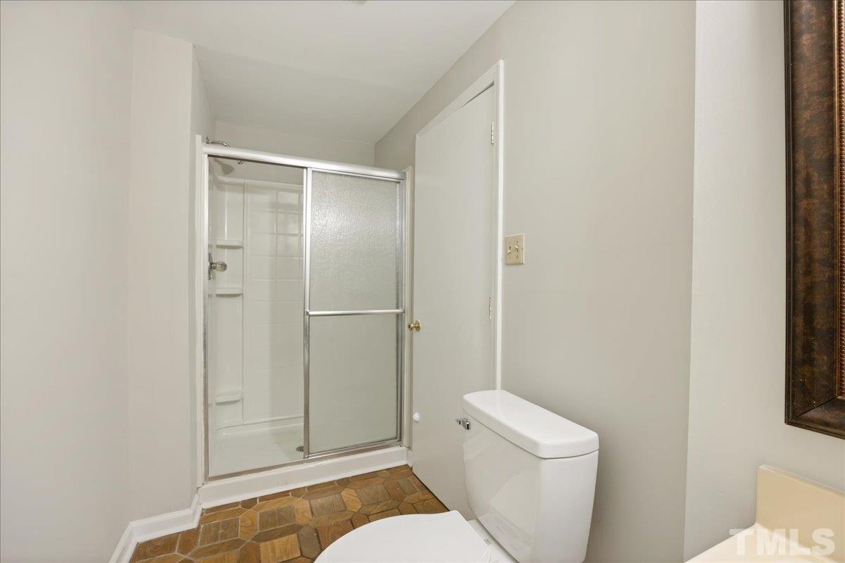 Middleton Ave, Cary, NC 27513