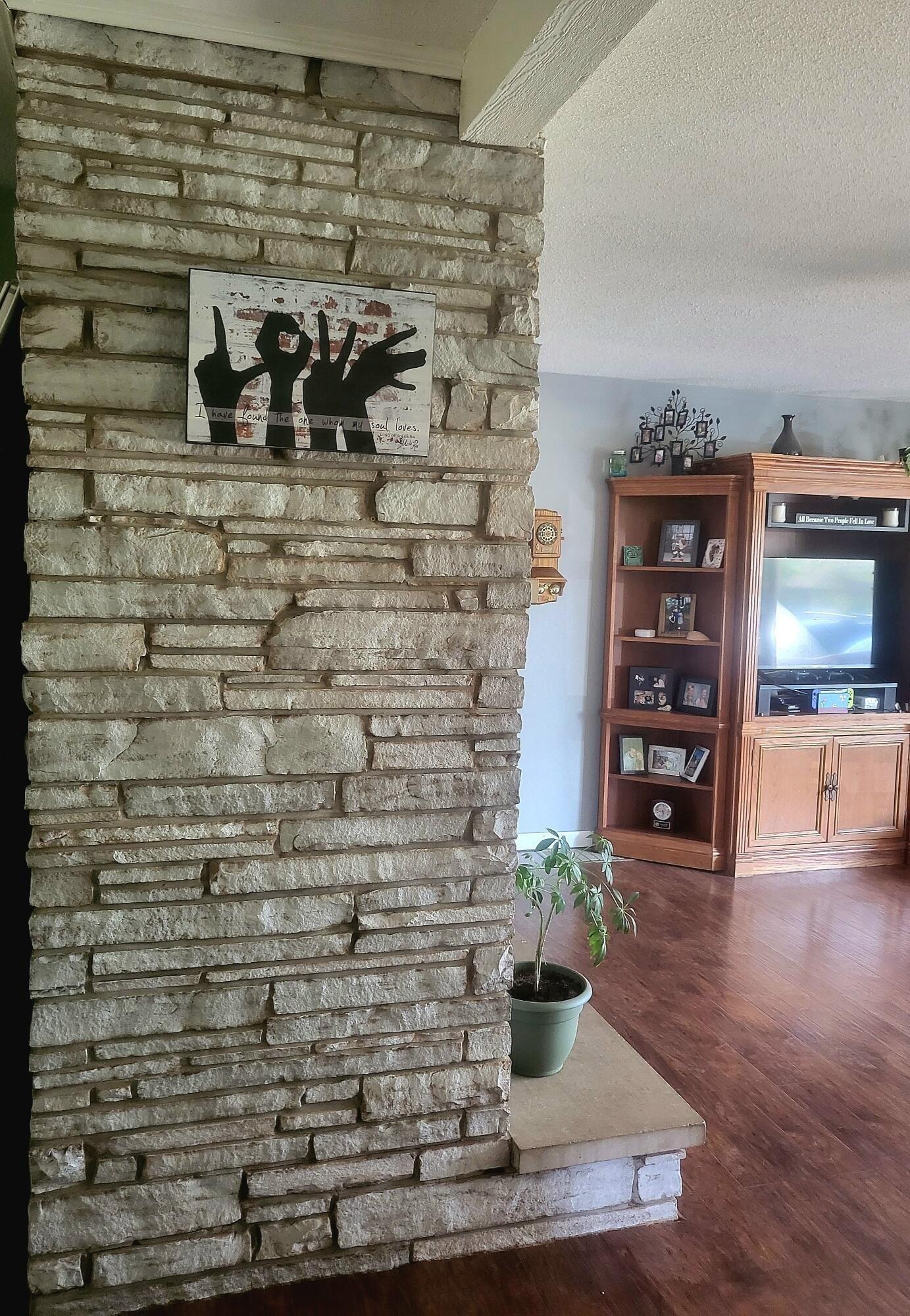 Calvin Ave, Muskegon, MI 49442