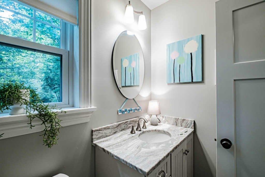Hidden Brook Dr, Gorham, ME 04038