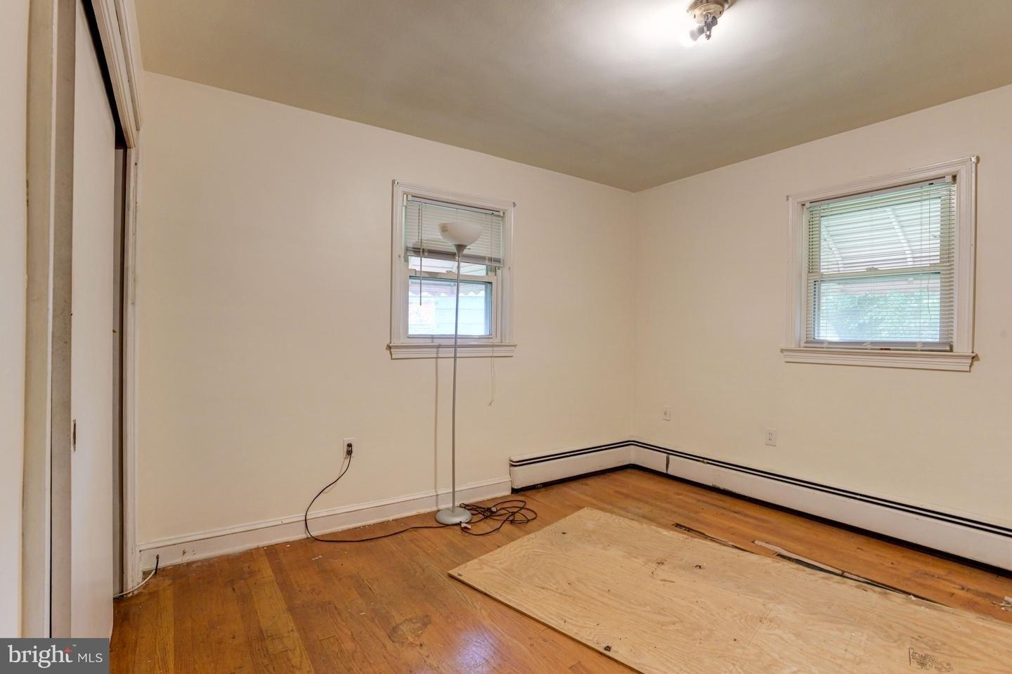 Shirley Dr, Aberdeen, MD 21001
