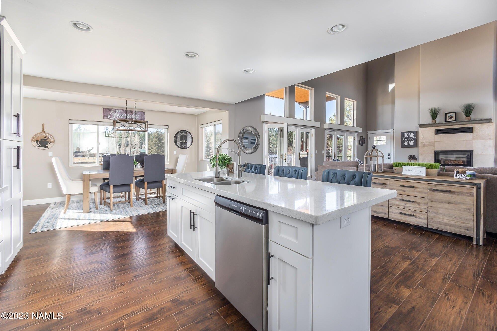 S Hopi Rd, Munds Park, AZ 86017