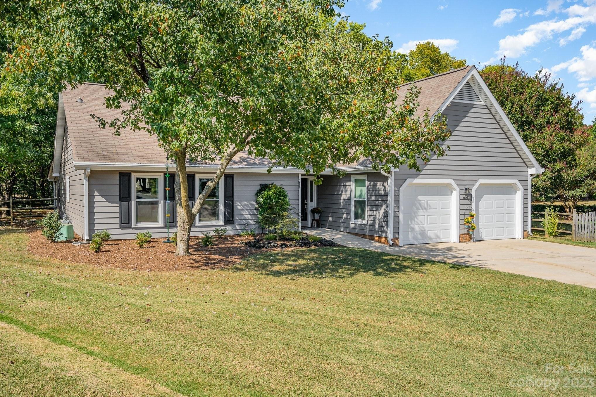 Lazy Willow Ln, Charlotte, NC 28273