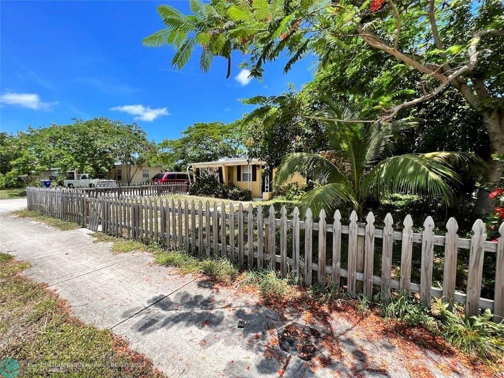 Ne 17th Ave, Pompano Beach, FL 33064