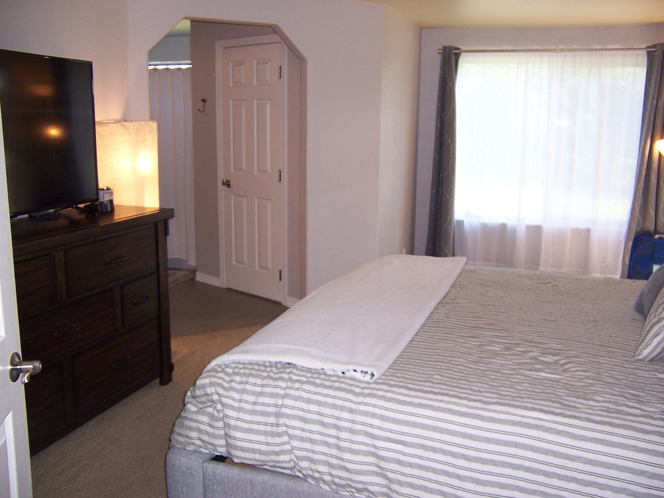 Jenero Ct, Medford, OR 97504
