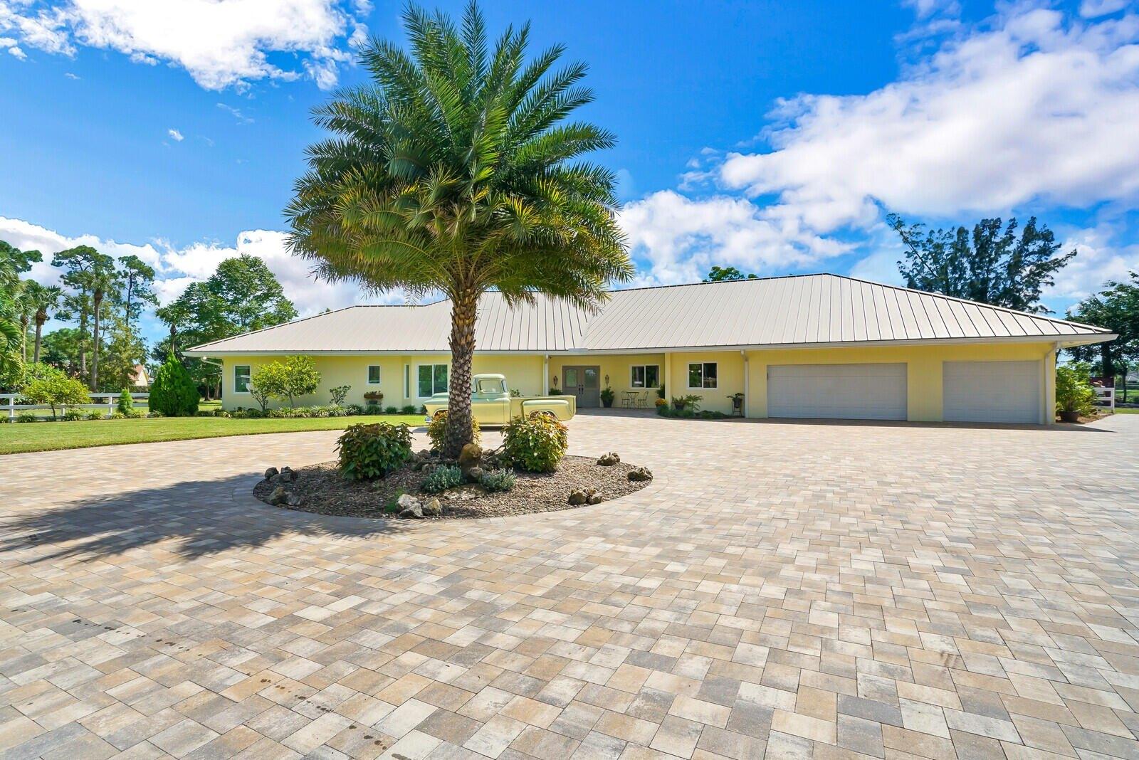 Dillman Rd, Greenacres, FL 33413